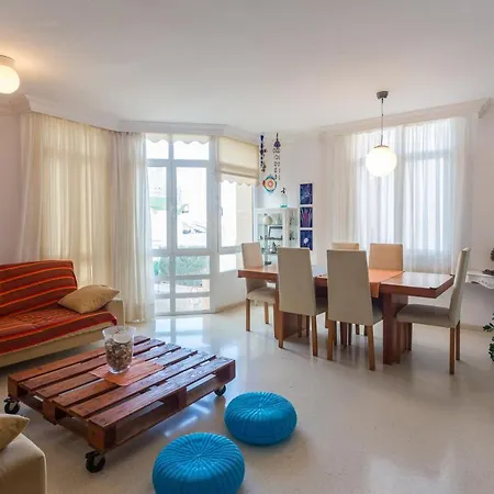 Comfortable In Beach. Salinetas