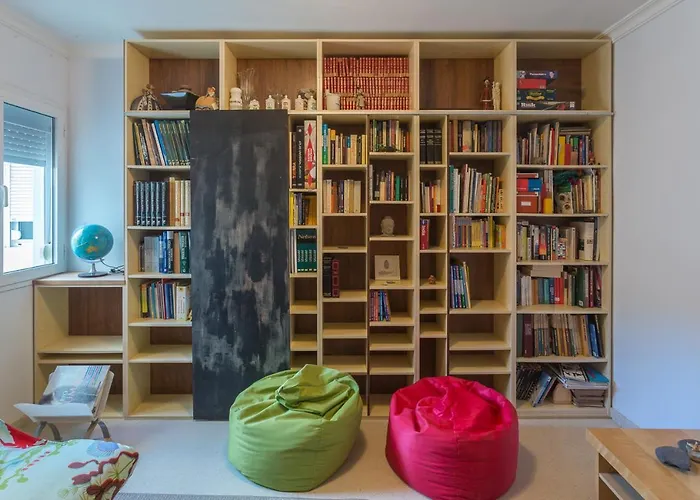 Comfortable In Beach.